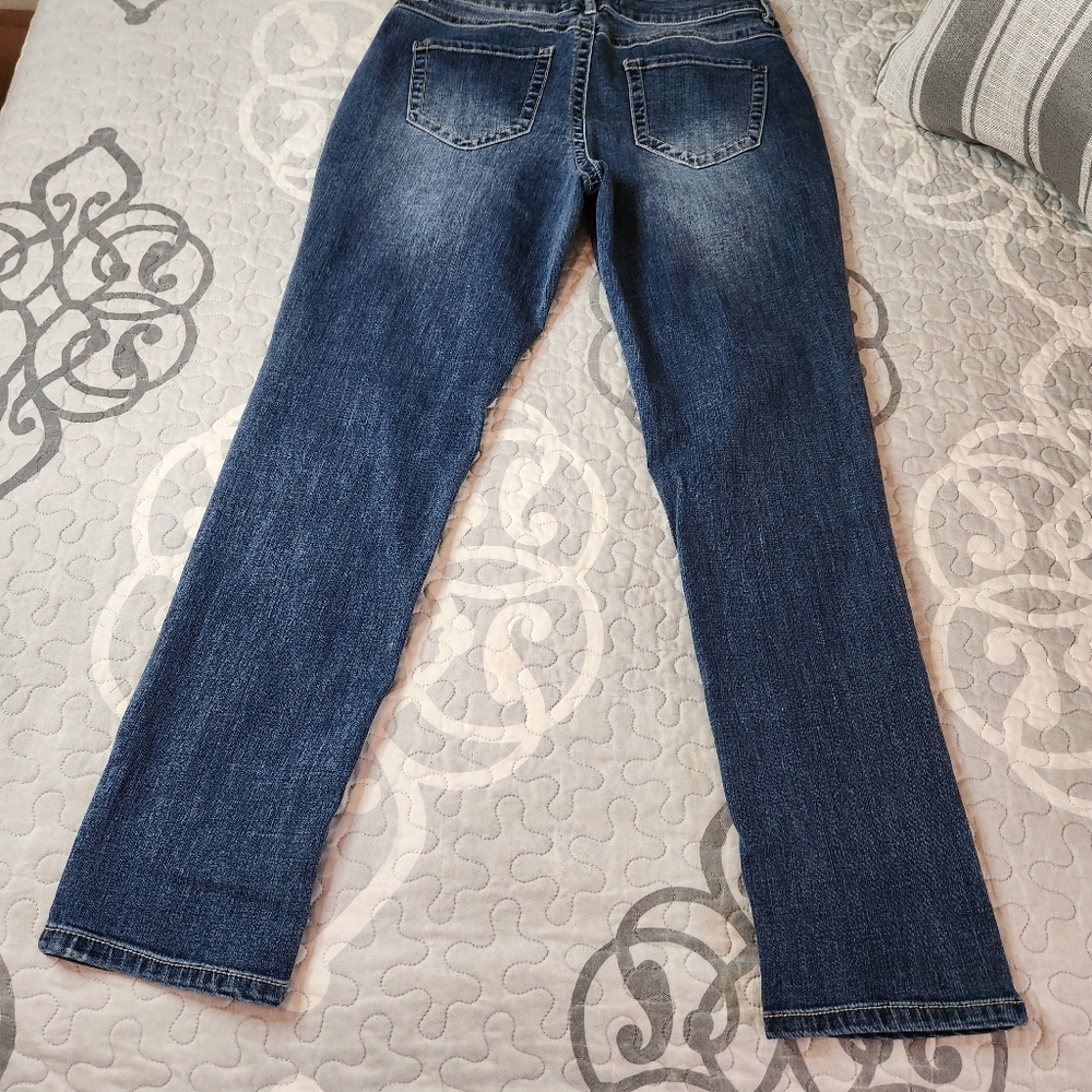 Jeans - Picture 7 of 7
